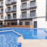 Ukulele Trimar With Swimming Pool & Parking Apartamento