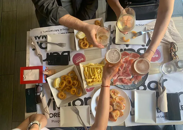 아파트 Ukulele Trimar *